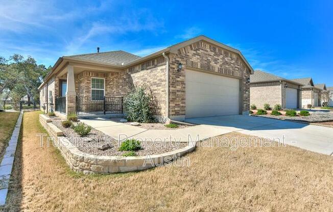 220 COMAL LN