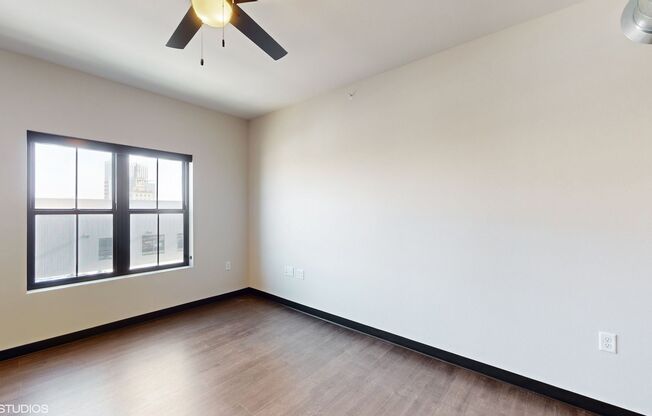 1 bed, 1 bath, 690 sqft, $1,174, Unit #410