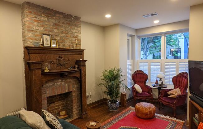 Gorgeously remodeled townhome for rent!