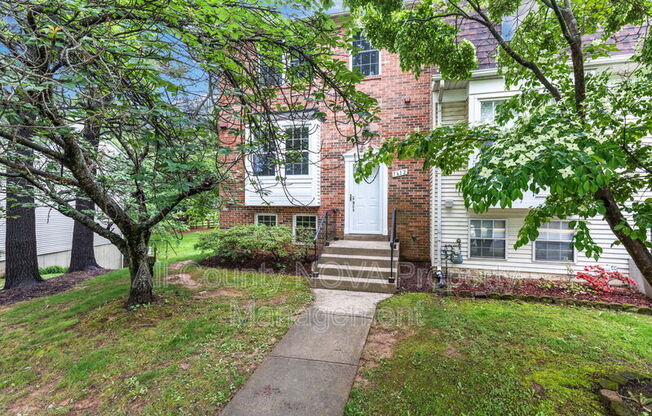 7612 INDIAN HLS DR