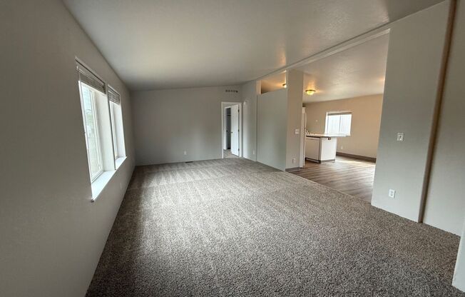 3 beds, 2 baths, 1,344 sqft, $2,295, Unit 33171-43