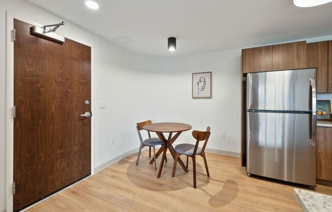 1 bed, 1 bath, 641 sqft, $1,465, Unit 304