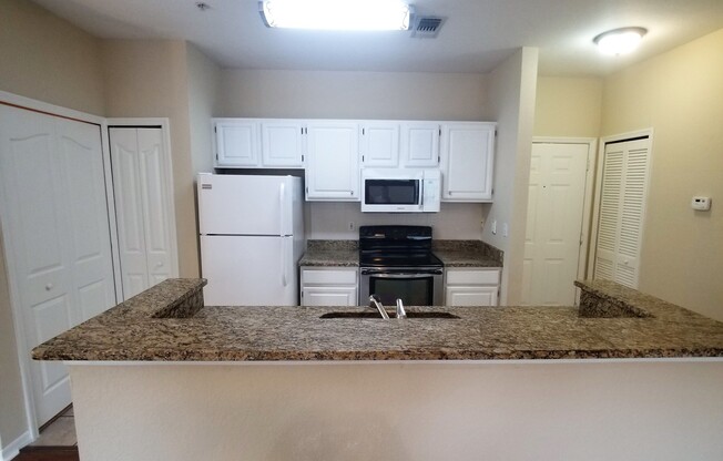 2nd Floor - Recently Renovated - 1 Bedroom 1 Bath for Lease