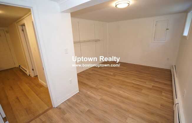 81 WAVERLY