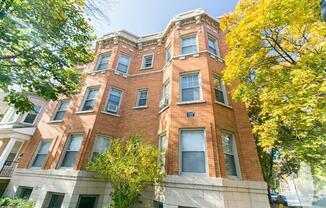1607 W Berteau Ave 1