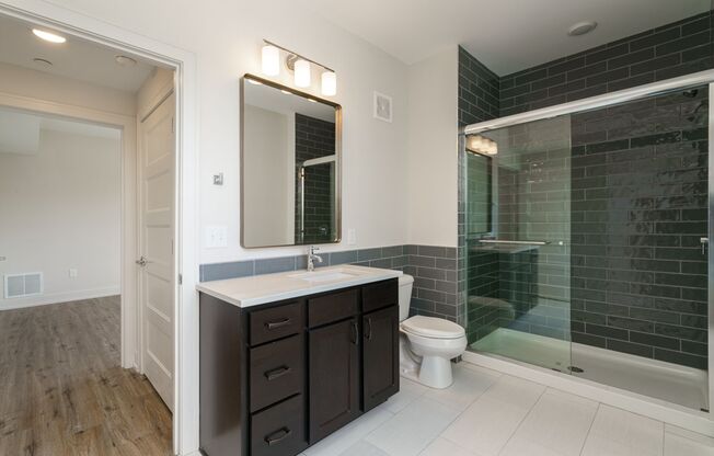 2 beds, 2 baths, $1,875, Unit 1050 N 4th St. Apt. 316