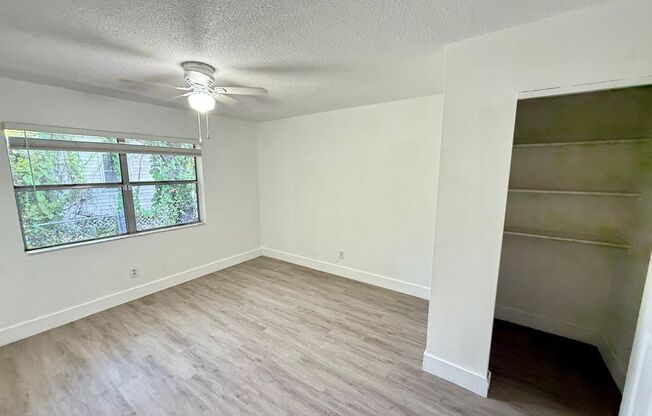 1406 SW 1st Street