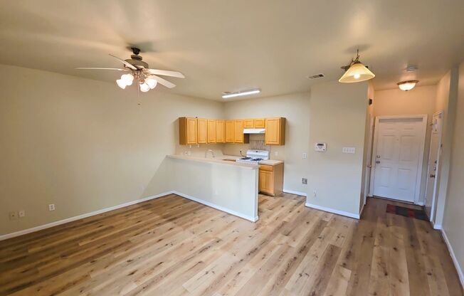 11811 Chetman Dr - Unit B **Ask about our NO CASH DEPOSIT option!**