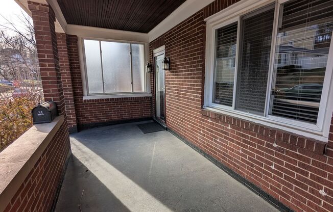 4 Bedroom, 2 Bathroom Single Family Home (Mt. Washington)