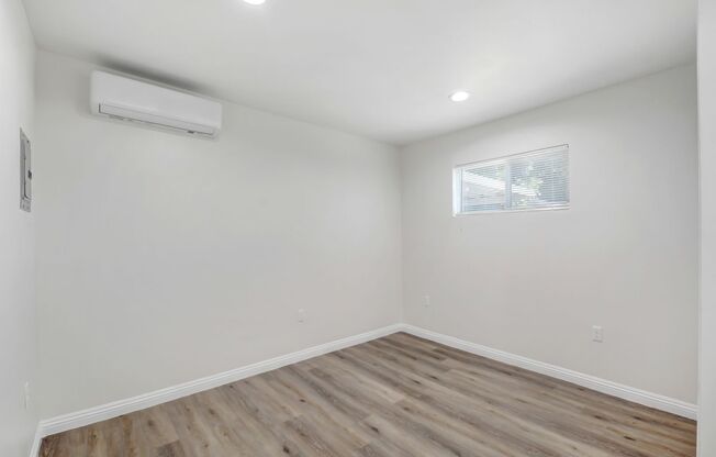 Studio, 1 bath, 250 sqft, $1,350, Unit 514