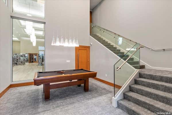 Studio, 1 bath, 400 sqft, $3,150, Unit 32F