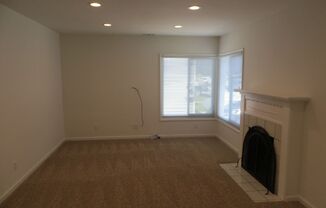 3 beds, 1 bath, $3,100