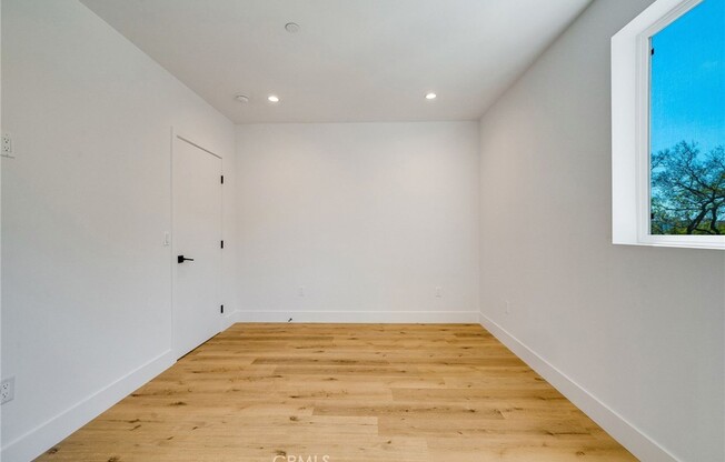 6201 LA MIRADA AVE