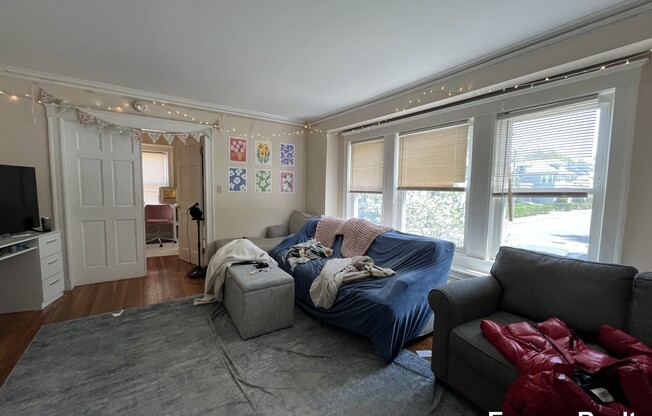 289 Foster St # 2