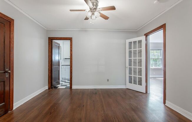 2 Bedroom, 1 Bath near Lower Greenville
