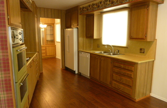 2 beds, 2 baths, $2,200