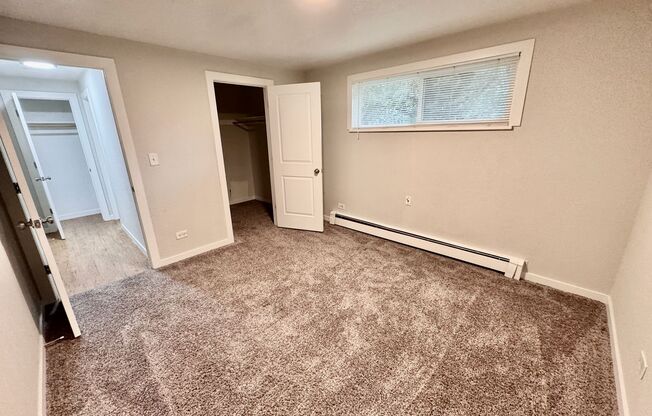 1 bed, 1 bath, 650 sqft, $1,125, Unit 19