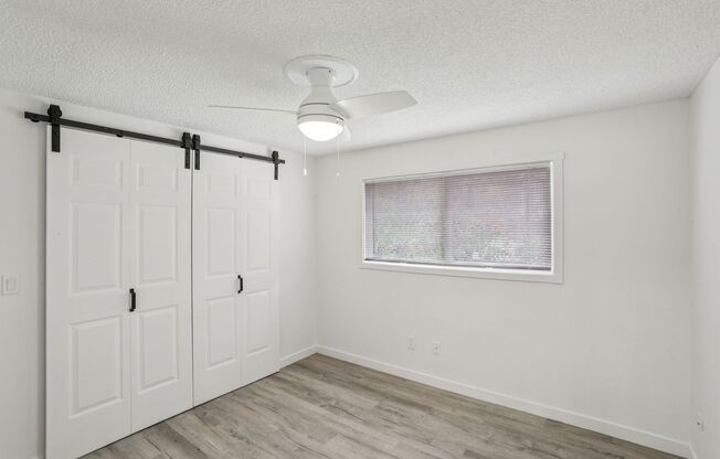 2 beds, 1 bath, 766 sqft, $1,695, Unit 44