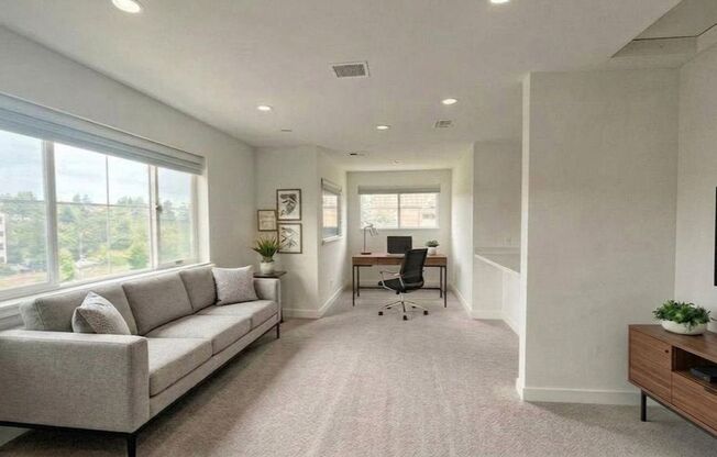 4 beds, 3.5 baths, $2,995