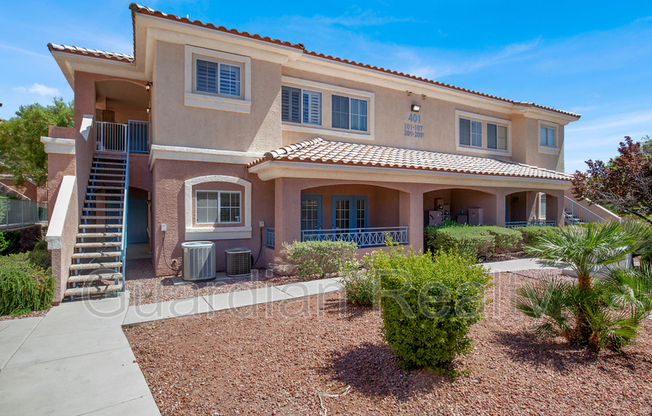 401 Pine Haven St Unit 207