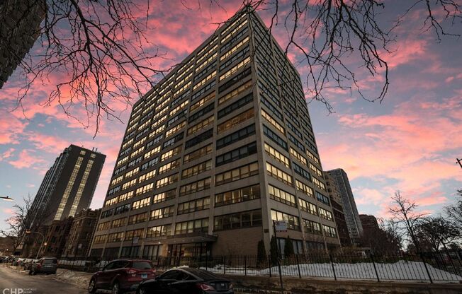 1 bed, 1 bath, $1,875, Unit 418-0606