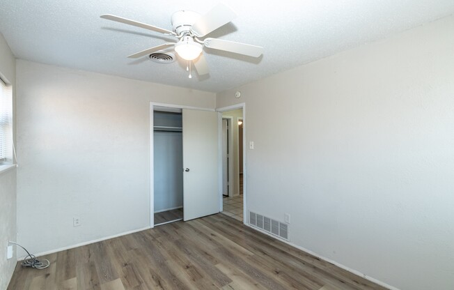 3 beds, 1 bath, $1,150