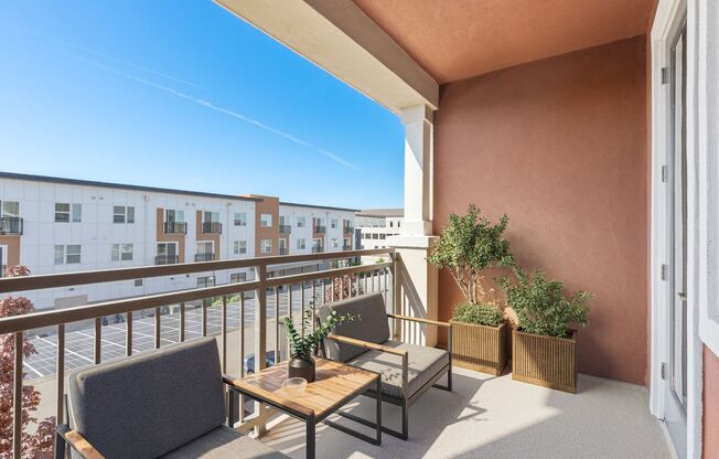 3 beds, 2 baths, 1,263 sqft, $1,930, Unit 243