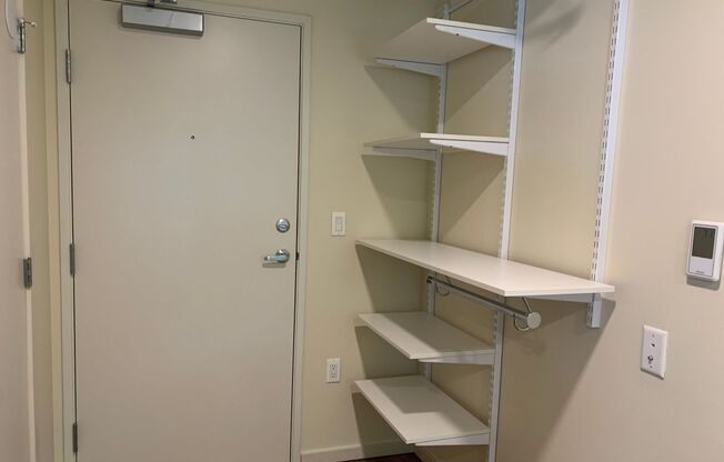 Studio, 1 bath, 175 sqft, $1,295, Unit 206