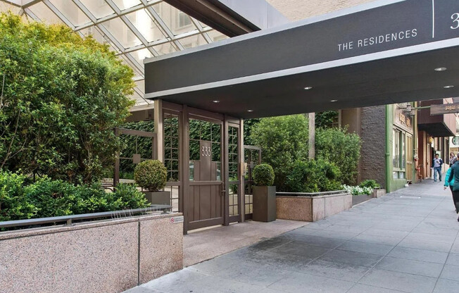 333 Bush Street, Unit #3904