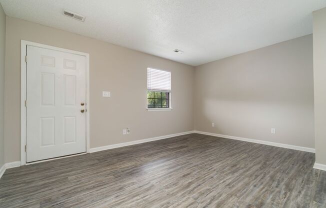 2 beds, 1 bath, 750 sqft, $900, Unit 2206-1