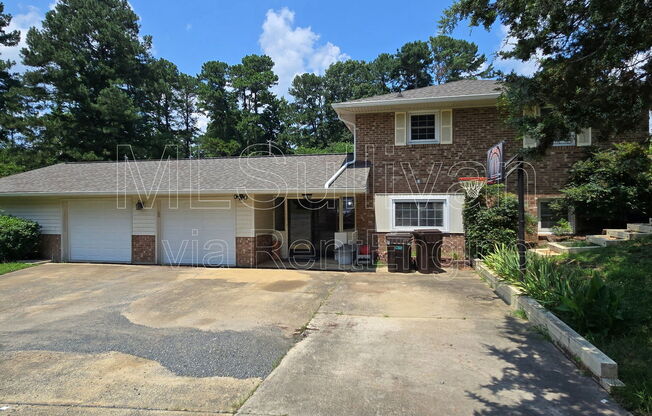 2601 COHNWOOD DR