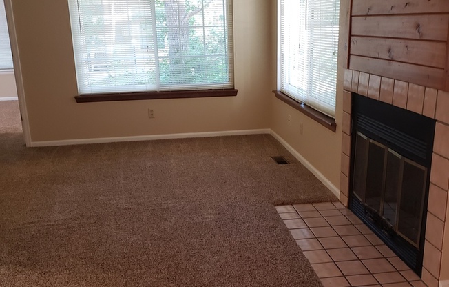 6076 Gunbarrel Unit A