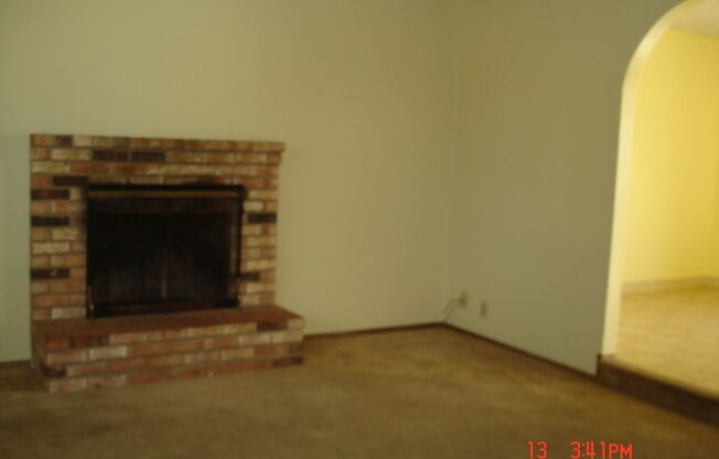 4 beds, 2 baths, $2,550