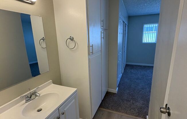 1 bed, 1 bath, 756 sqft, $1,795, Unit Unit 102
