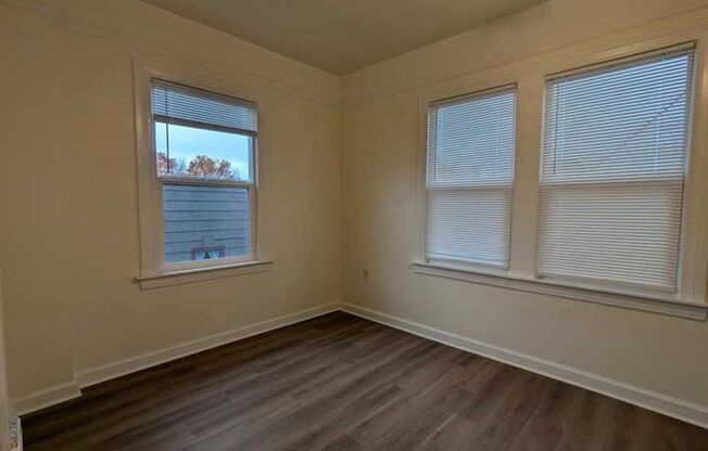 1 bed, 1 bath, 700 sqft, $1,495, Unit 106