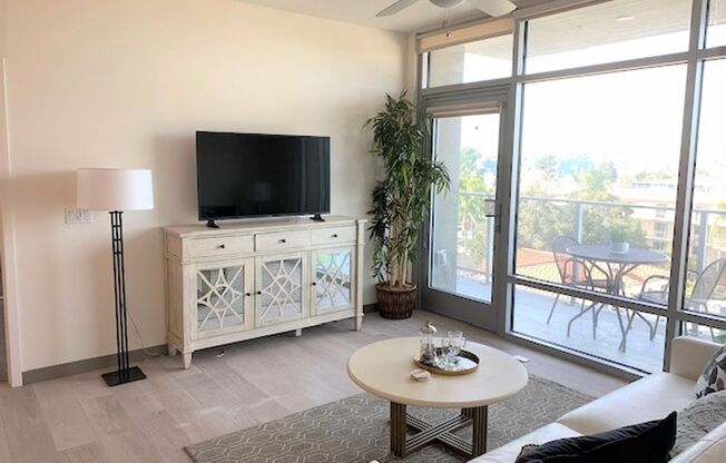 2 beds, 2 baths, 903 sqft, $3,595, Unit 412