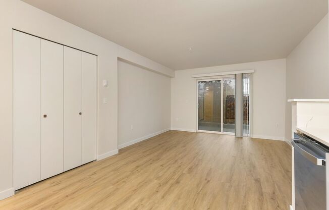 Studio, 1 bath, 413 sqft, $1,445, Unit 201