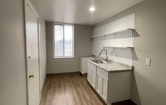 Kirkwood Apartments