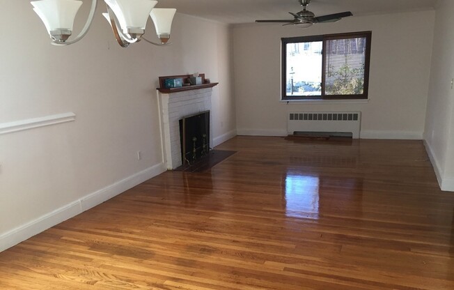 9 RESERVOIR RD