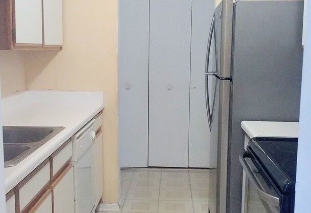 1 bed, 1 bath, $1,400, Unit UNIT 111