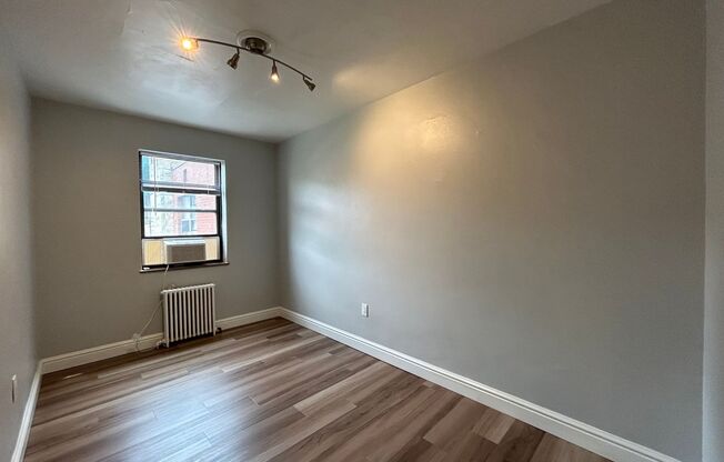 3 beds, 1 bath, 1,000 sqft, $2,390, Unit 6224 Fifth Ave. #310H