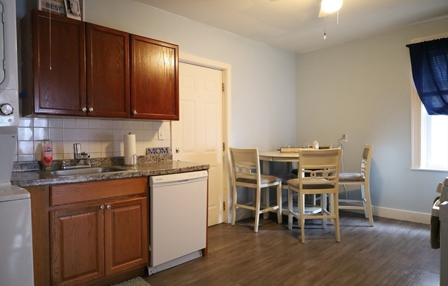 2 beds, 1 bath, 750 sqft, $2,200, Unit 1