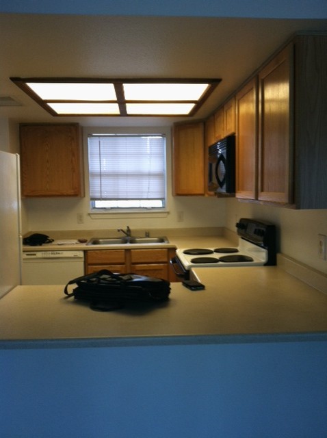 Ground Floor Condominium minutes to UNLV/2 Bed/2 Bath