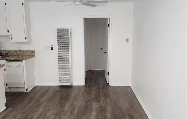 1 bed, 1 bath, $2,095, Unit 6