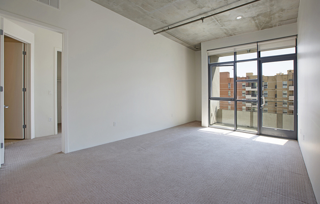 NEW FLOORS! Spacious 2 Bedroom 2 Bathroom at M2i in Downtown San Diego