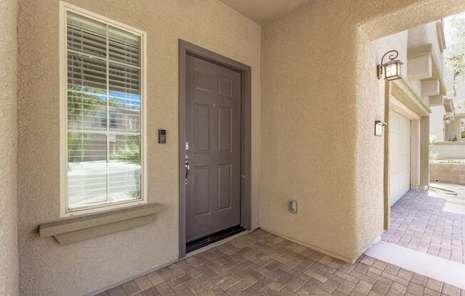 Stunning 3-Bedroom Anthem Gem with Loft, Den, and Serene Backyard