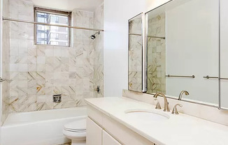 420 E 58 ST