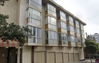 Pine-Gough Apartments