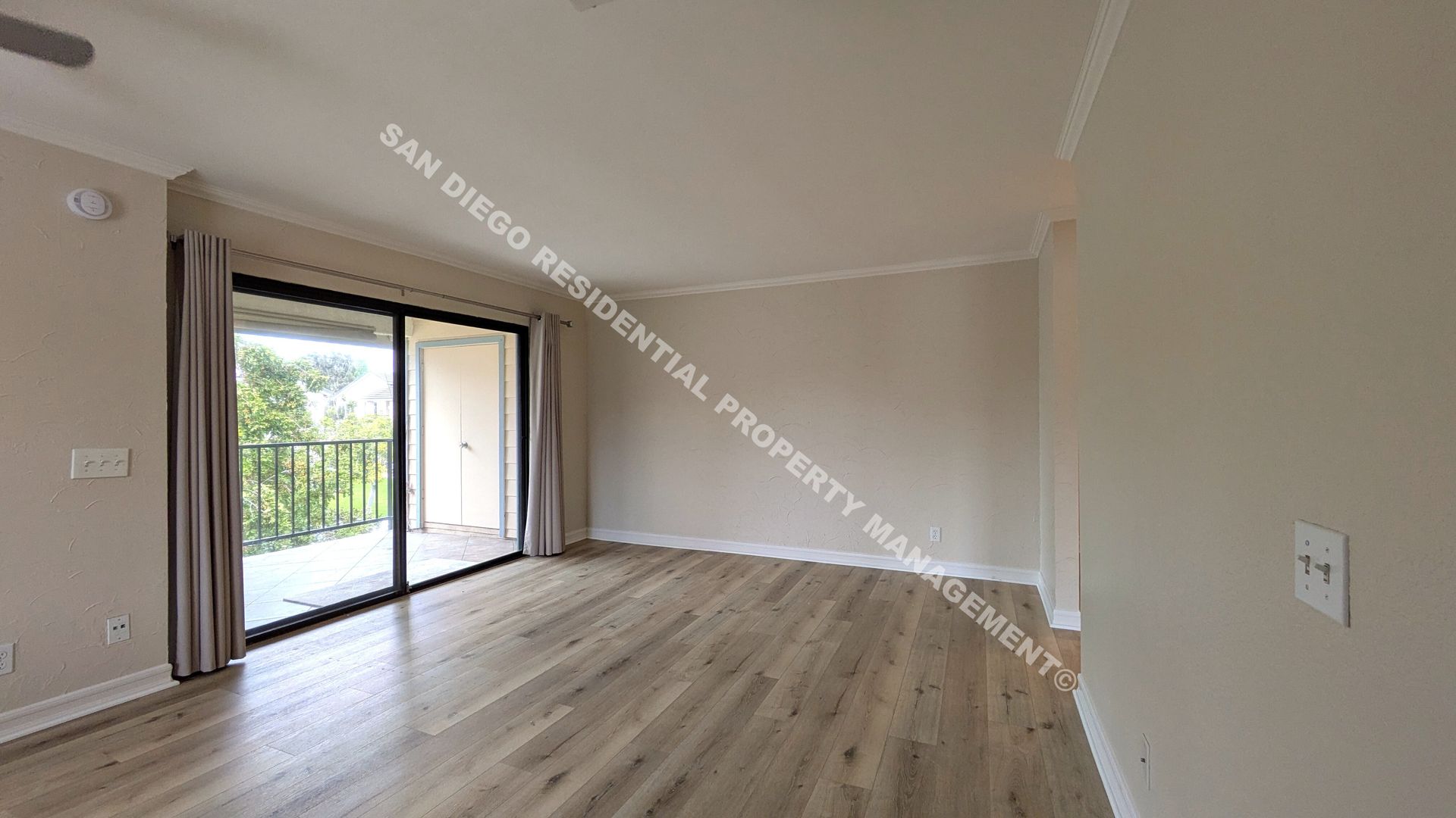Outstanding Condo in Desirable Community of Mira Mesa