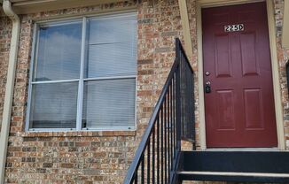 225 Kerby Street Apt D, Arlington, TX 76013